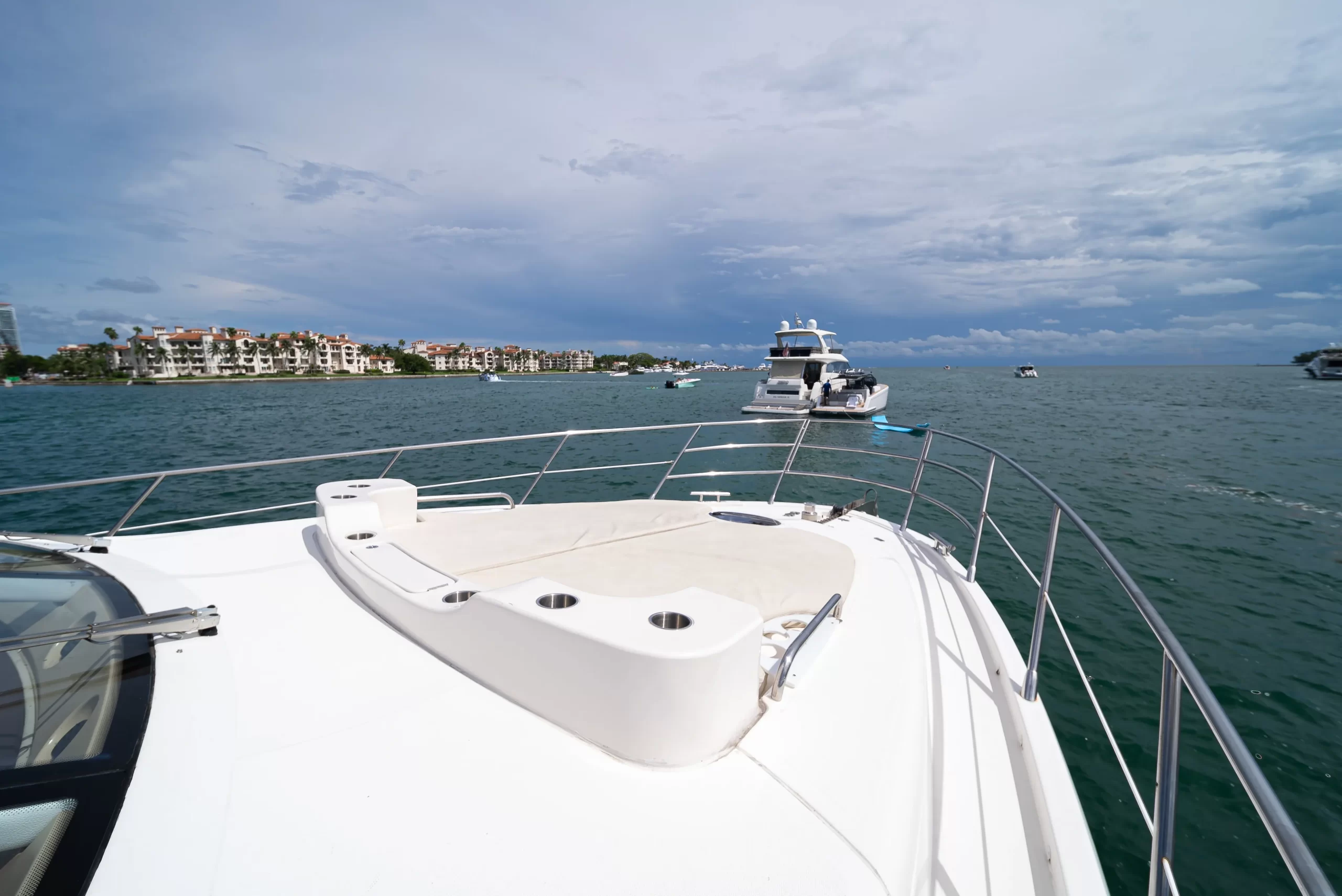 60' Azimut 'Supreme' 1 - Exterior - 12