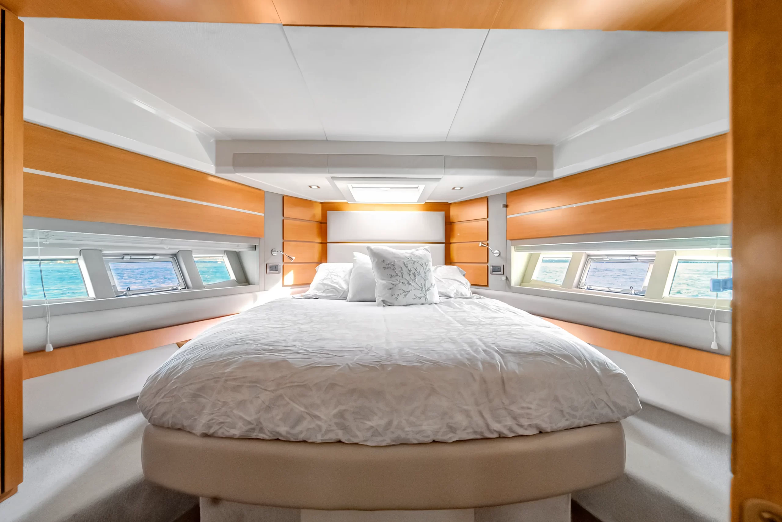 60' Azimut 'Supreme' - Cabin - 1
