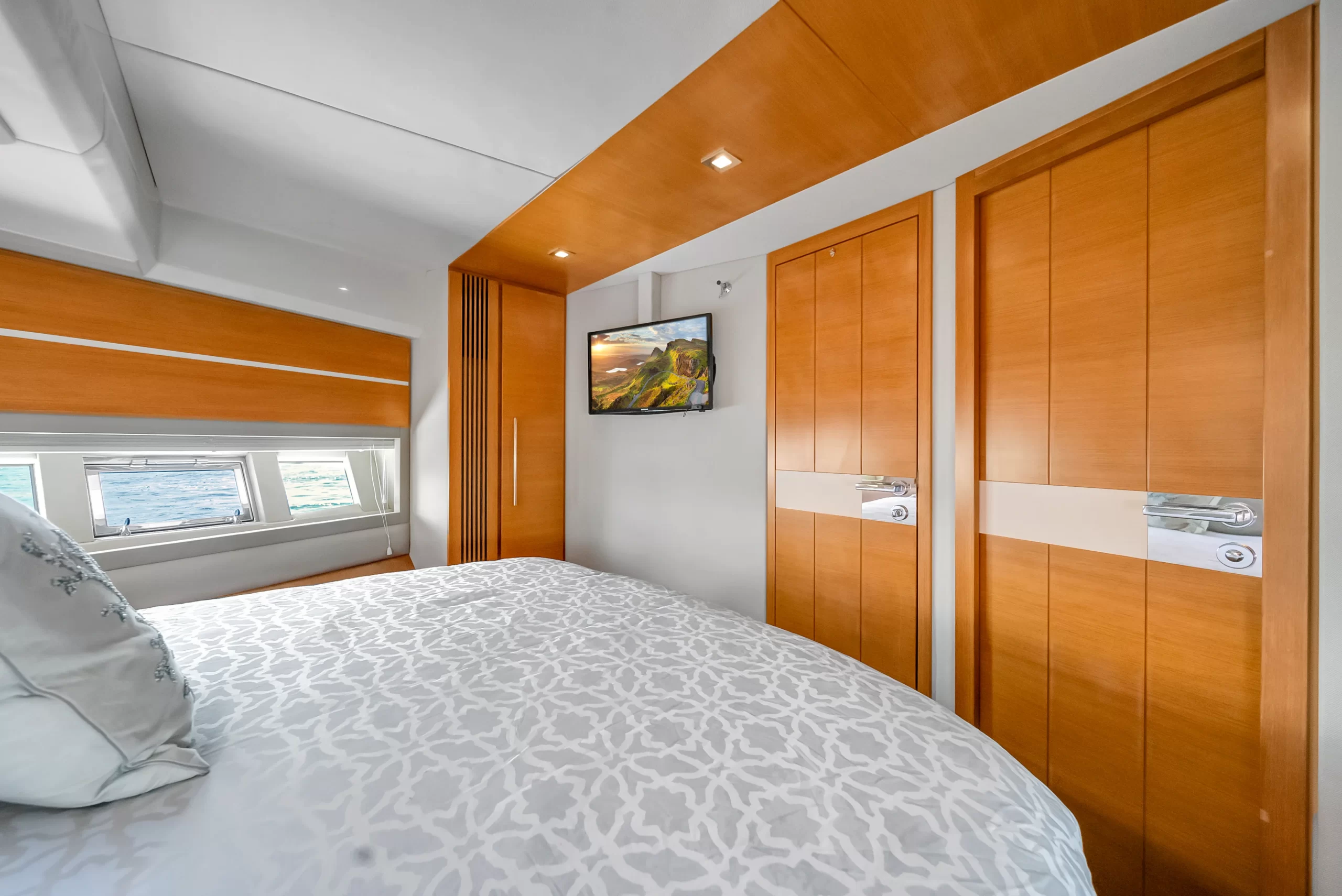 60' Azimut 'Supreme' - Cabin - 4