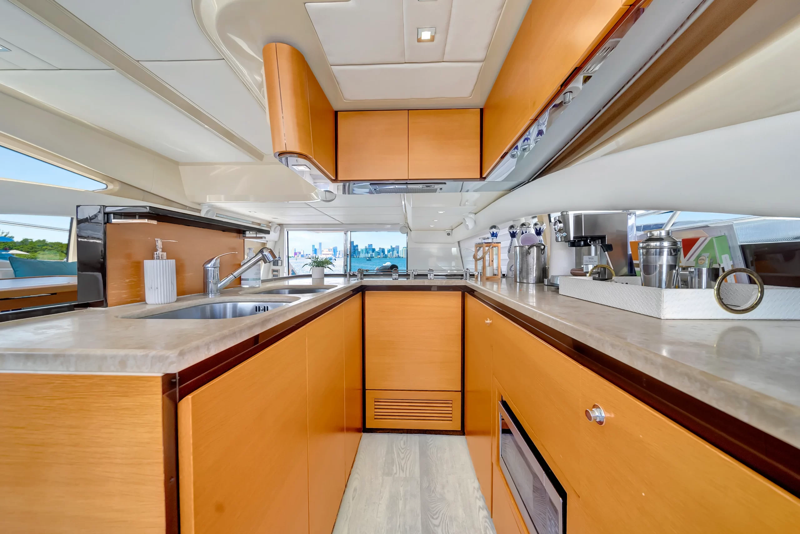 60' Azimut 'Supreme' - Salon - 1