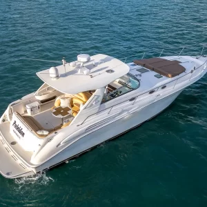 48' Searay Poseidon